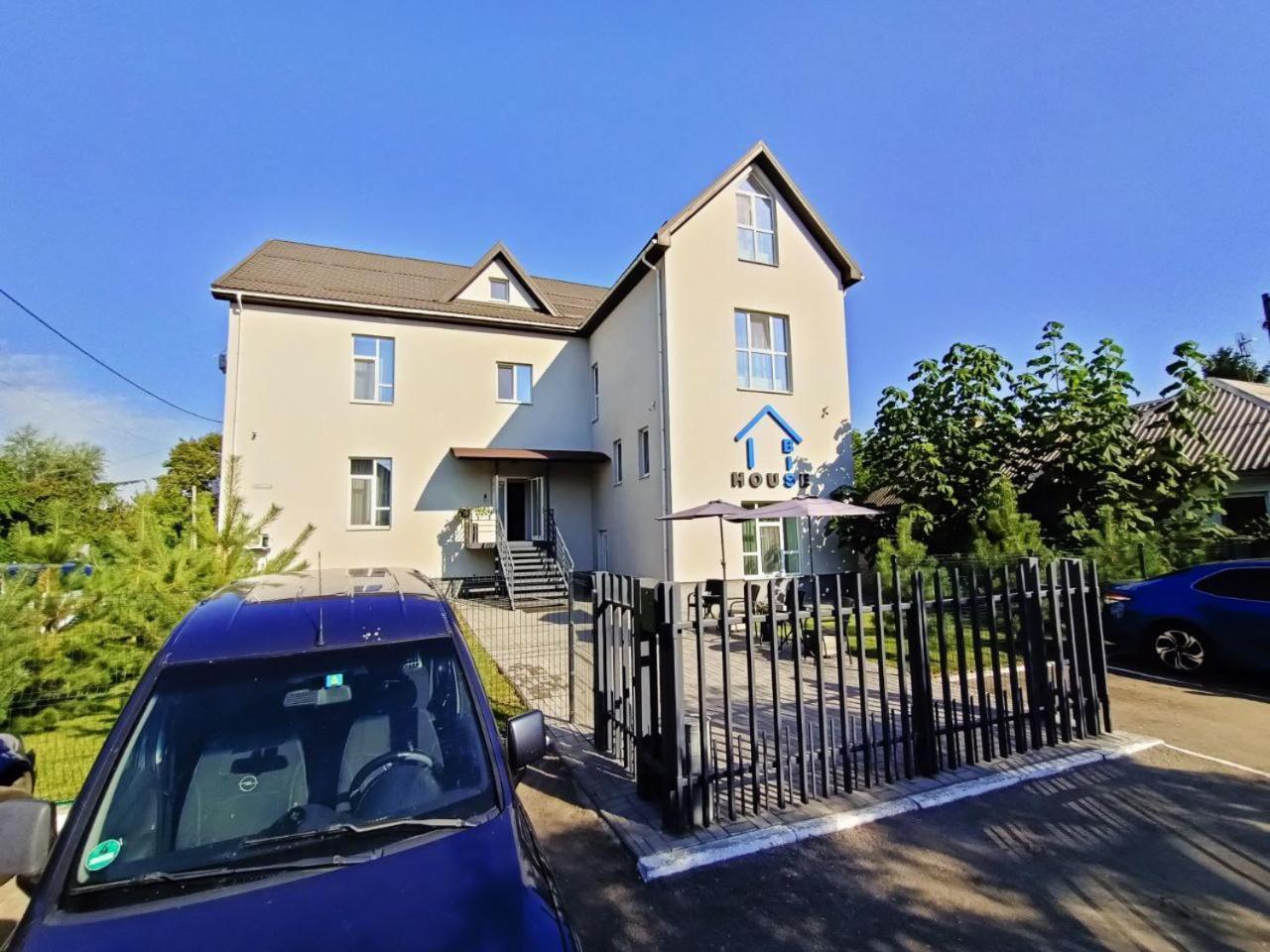 Apartments Bis House Dnipro Esterno foto